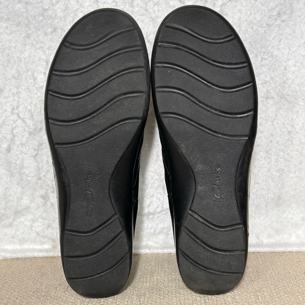Clarks Womens Black Cora Pace Leather Side Zip Ankle Booties Shoes SZ 9.5M - Picture 8 of 11